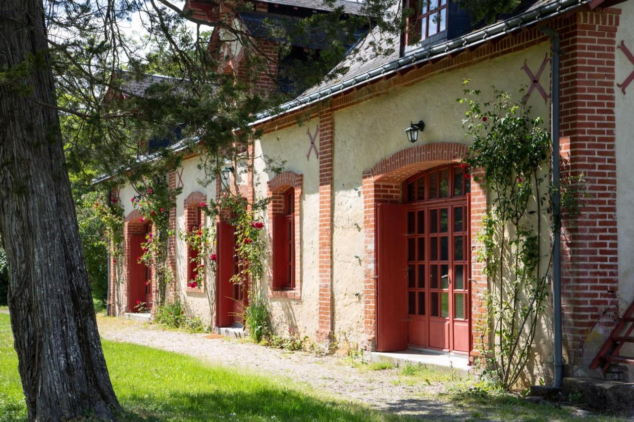 Villa Domaine De La Trigaliere Ambillou Exterior foto